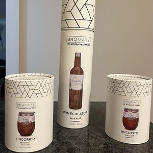 BrüMate Walnut Winesulator and Uncork'd Set